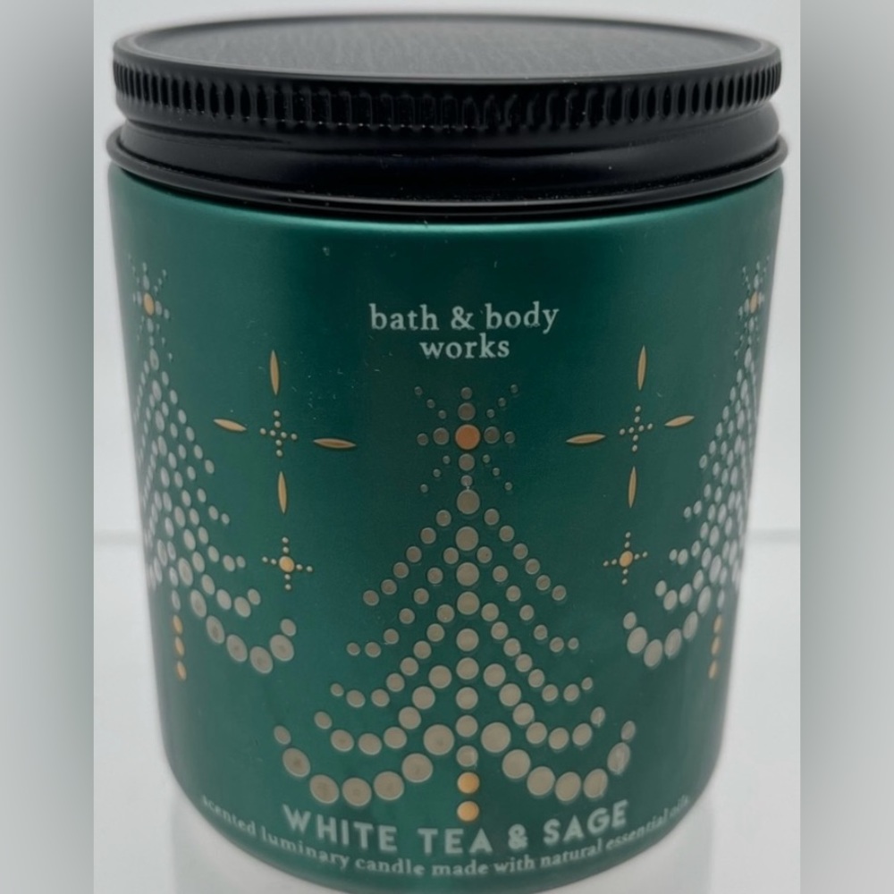 Bath & Body Works - White Tea & Sage - 
Single Wick Candle
